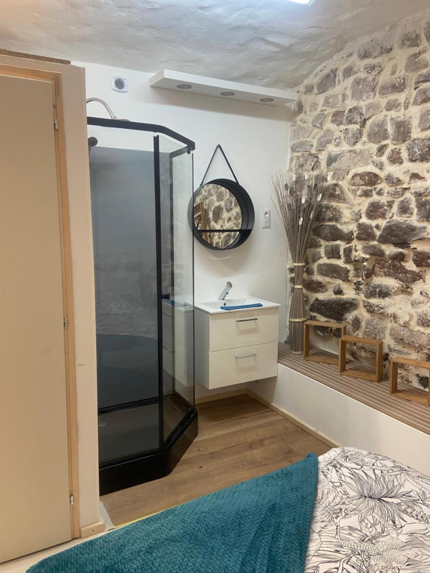 Apartament Dans Le Charme De La Pierre La Garde  Zewnętrze zdjęcie